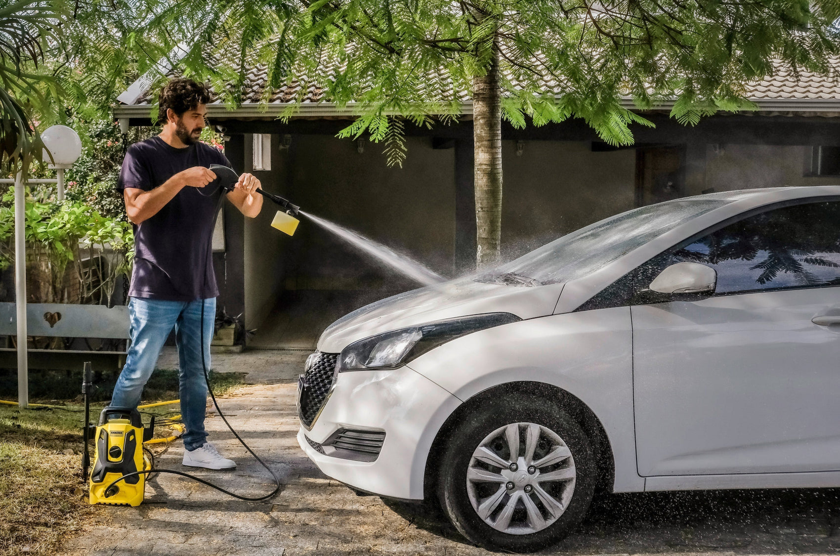 Nettoyer sa voiture comme un pro après les vacances