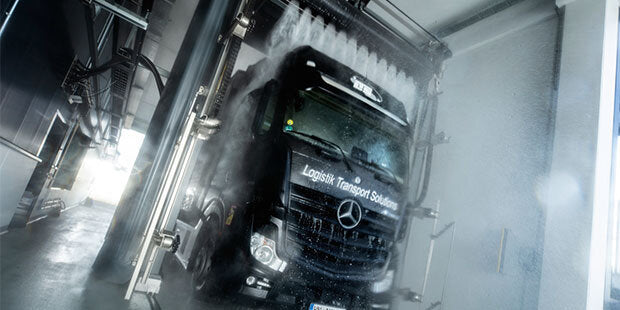 Systèmes de lavage pour véhicules utilitaires
