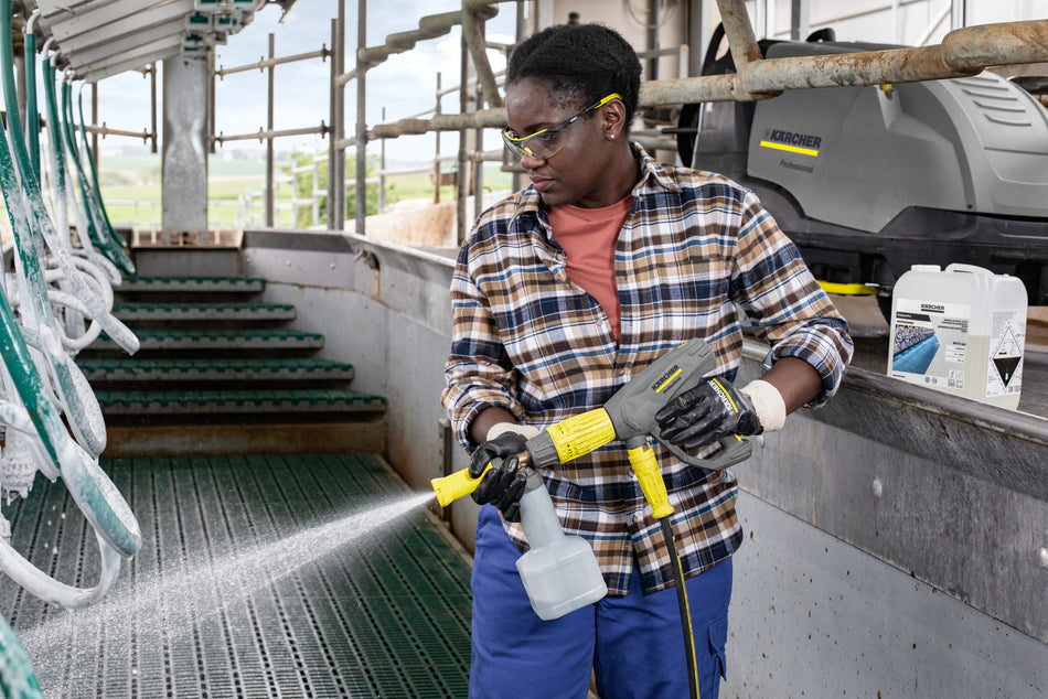 Nettoyant pour surfaces PressurePro, acide RM 93 Agri