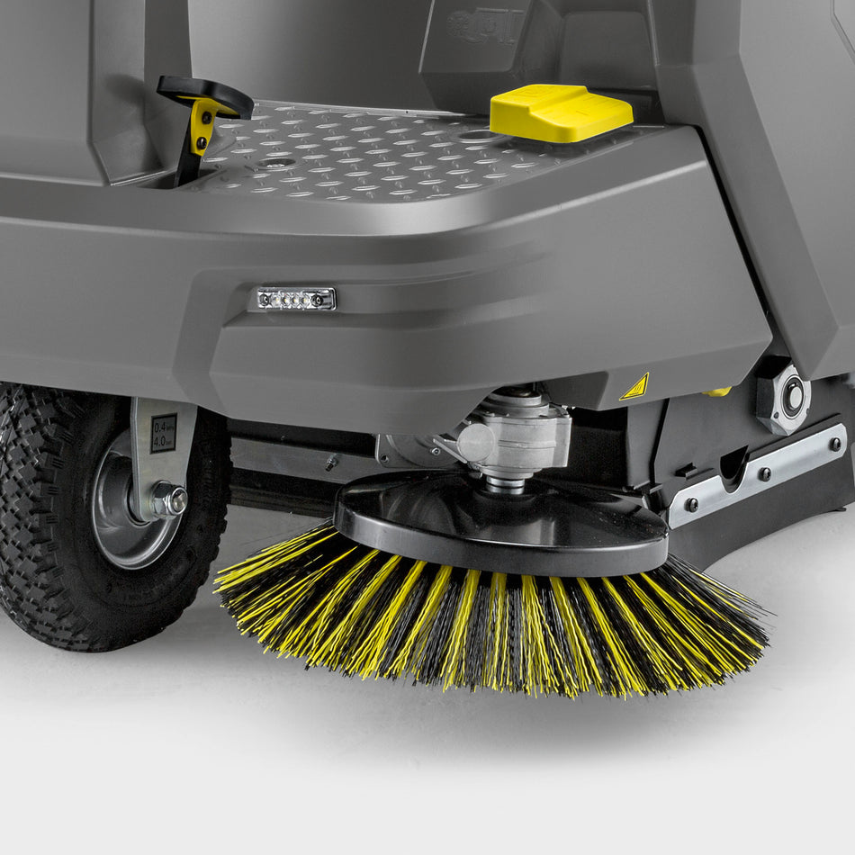 2e brosse latérale à gauche