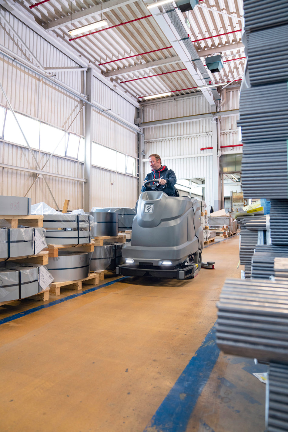 Autolaveuse aspirante B 220 R Bp Pack DOSE+SB+240Ah Wet+Ri+R85