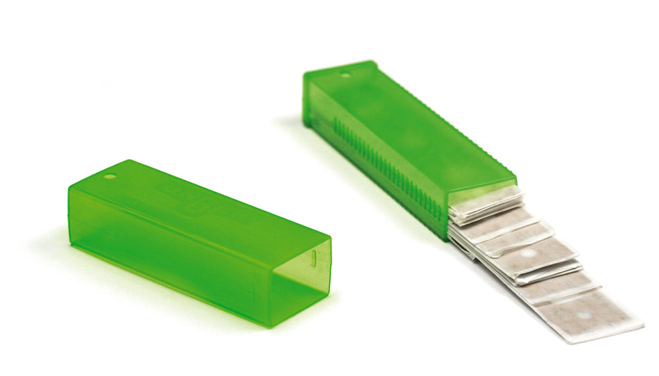 25 LAMES de rechange TRIM 10cm (O,2 mm), étui plastique